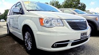 2011 CHRYSLER TOWN & COUNTRY LIMITED