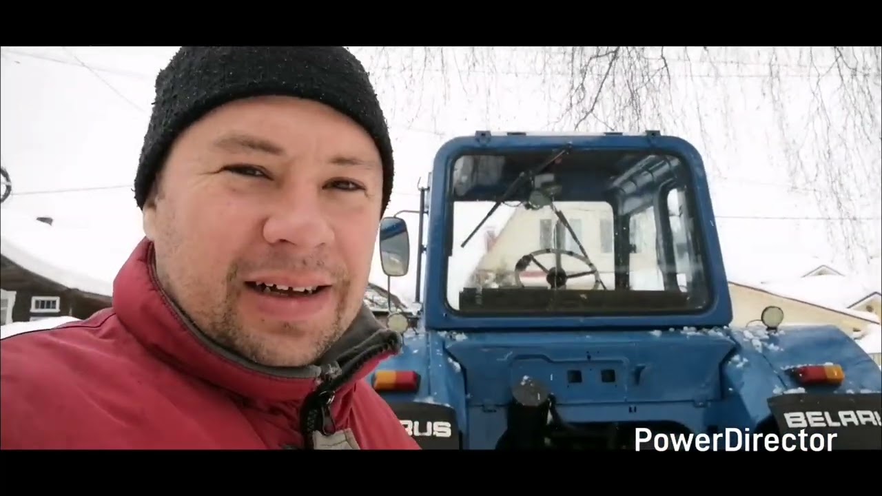 Делаю блокировку на МТЗ-82, подсветку приборов, задний свет, меняю подушки на кабине. 