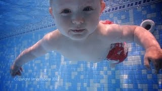 Oliver spear, age 7 months, learning to swim. for someone who is in
love with water, watching your little boy or girl learn swim a joyful
experience. w...