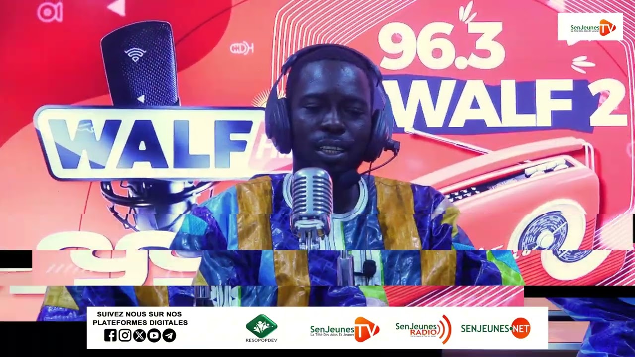 Les étudiants de la Senjeunes Académie en visite à la Radio Télévision Walfadjiri 