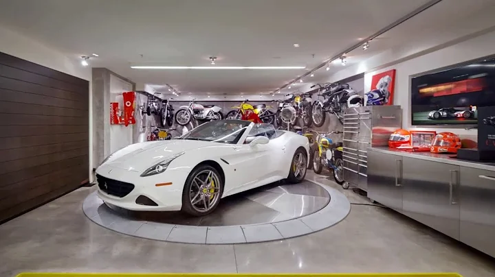 Inside The $31 Million Oceanfront Mansion in Laguna Beach, California