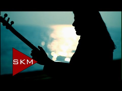 Evlerinin Önü Mersin-Efe feat.Gülay (Official Video)