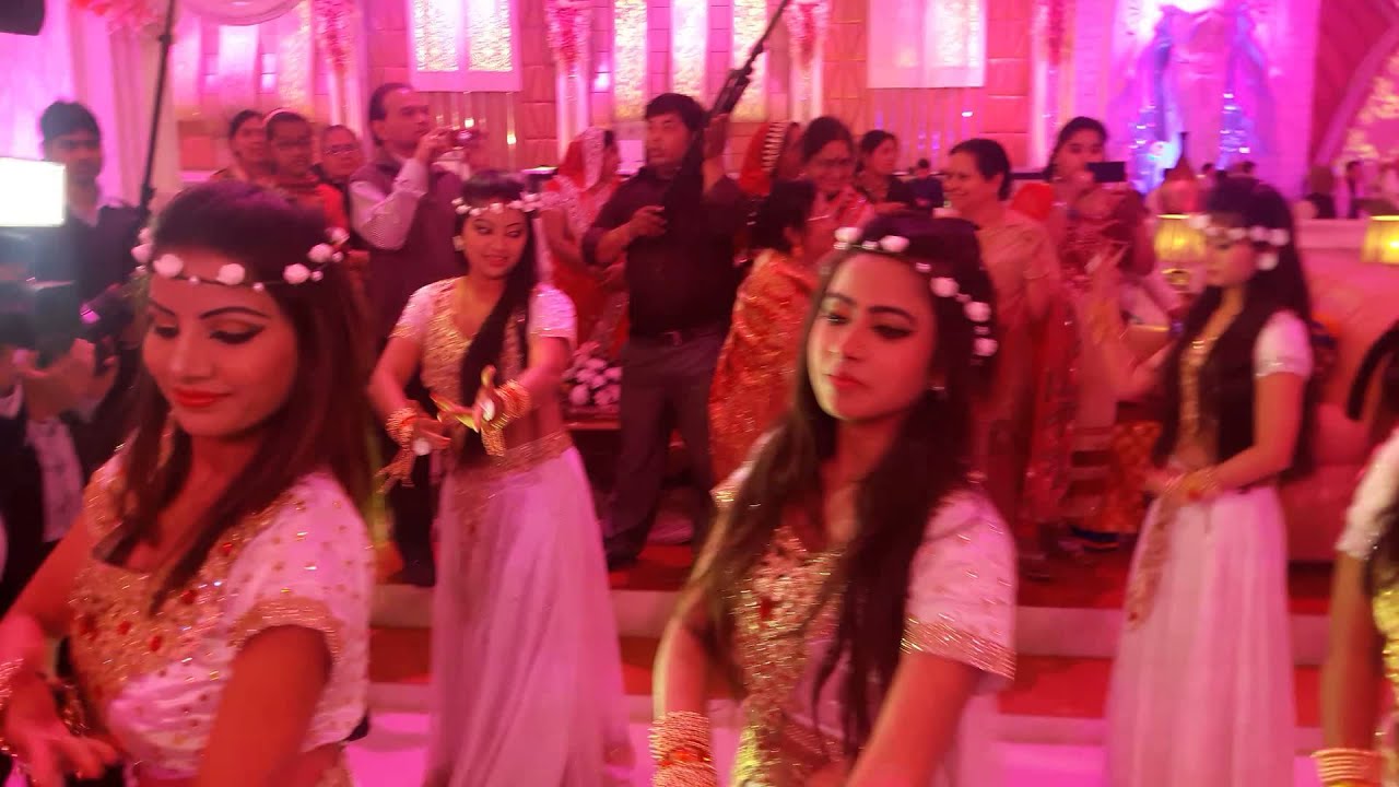 Amazing Bride Entry in Cart with Chinese Style @Vedanta Farm Gzb | डोलीवाला Events +91 9015608586