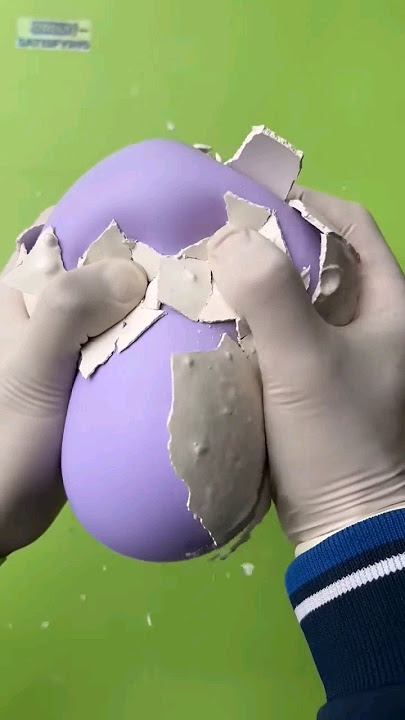 What do you want to squeeze for satisfaction?😱😂 #satisfying #satisfyingsqueezing #squeeze #balloon