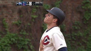 KC@CHC: Coghlan ties the game at 1 with an RBI single