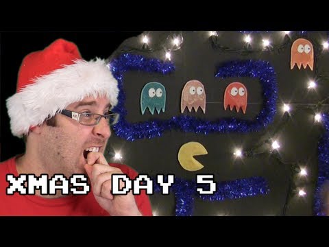 DAY 5: PACMAN Stage - 12 Days of Geek Christmas