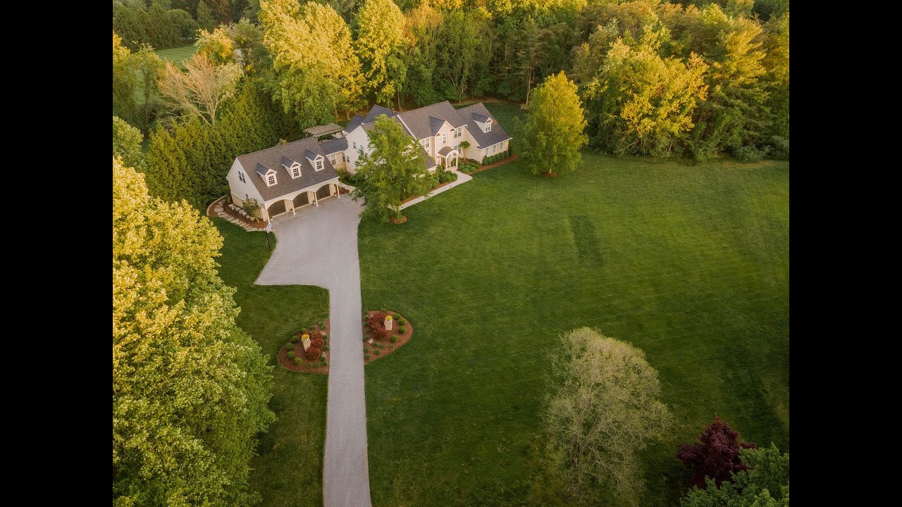 23 Rolling Acres Way • Worthington Valley • Reisterstown, MD 21136