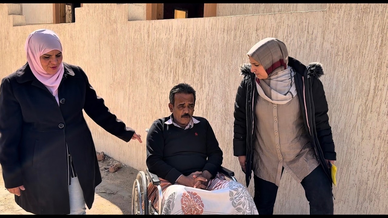 مراته واخته سابوه بعد ما خدو كل اللى معاه