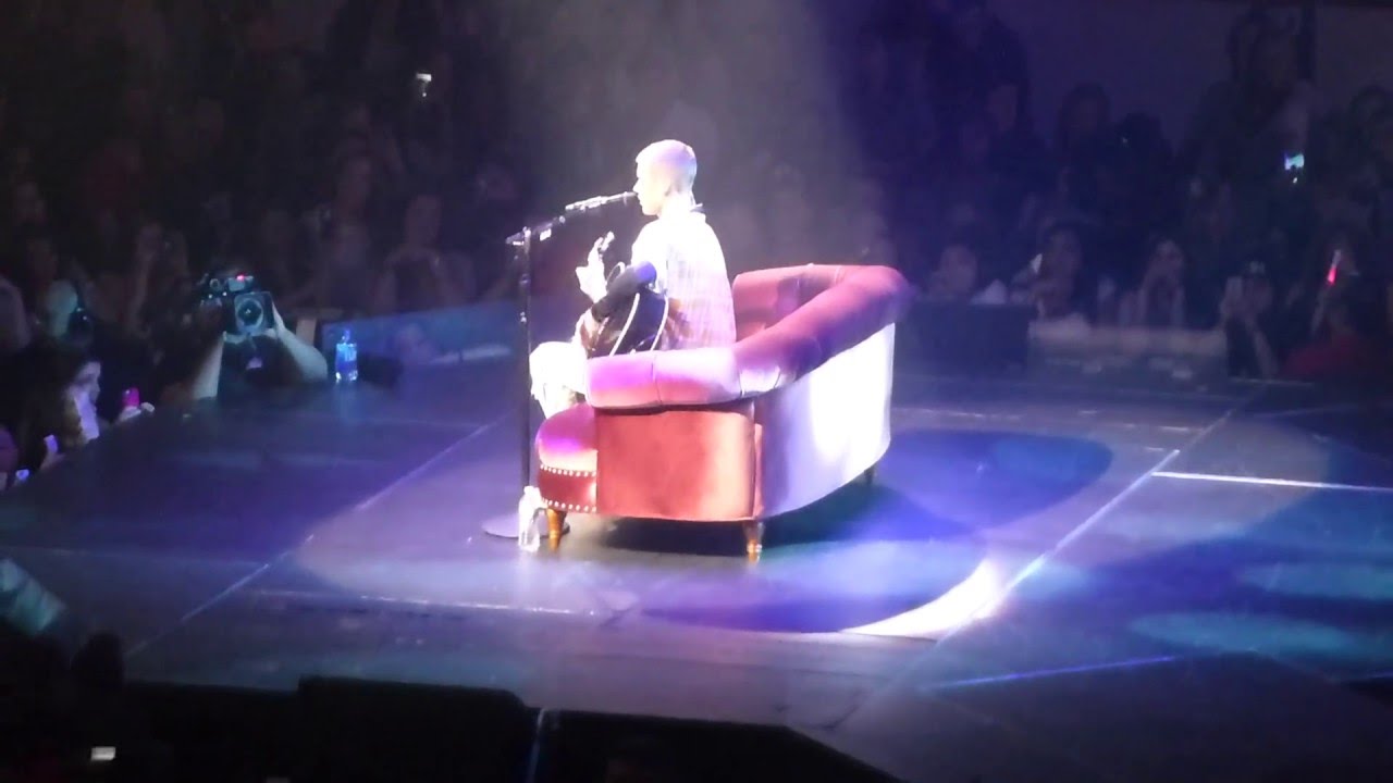 LOOK AT THE STARS/ LOVE YOURSELF -JUSTIN BIEBER: PURPOSE WORLD TOUR 5.8.16