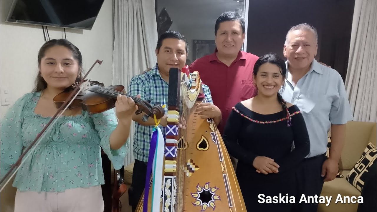 ARPA Y VIOLIN CON SORAYA NIETO. ONOMASTICO DEL SR. CARLOS QUISPE