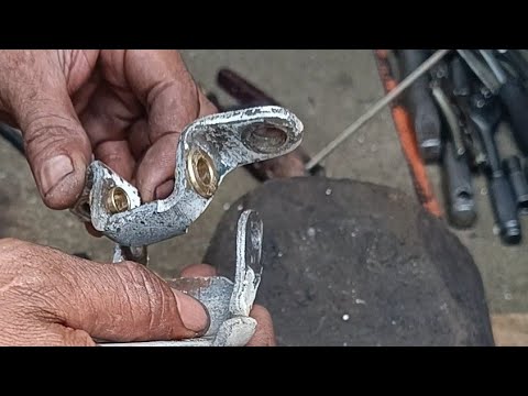 How to replace door hinges bushing Isuzu crosswind