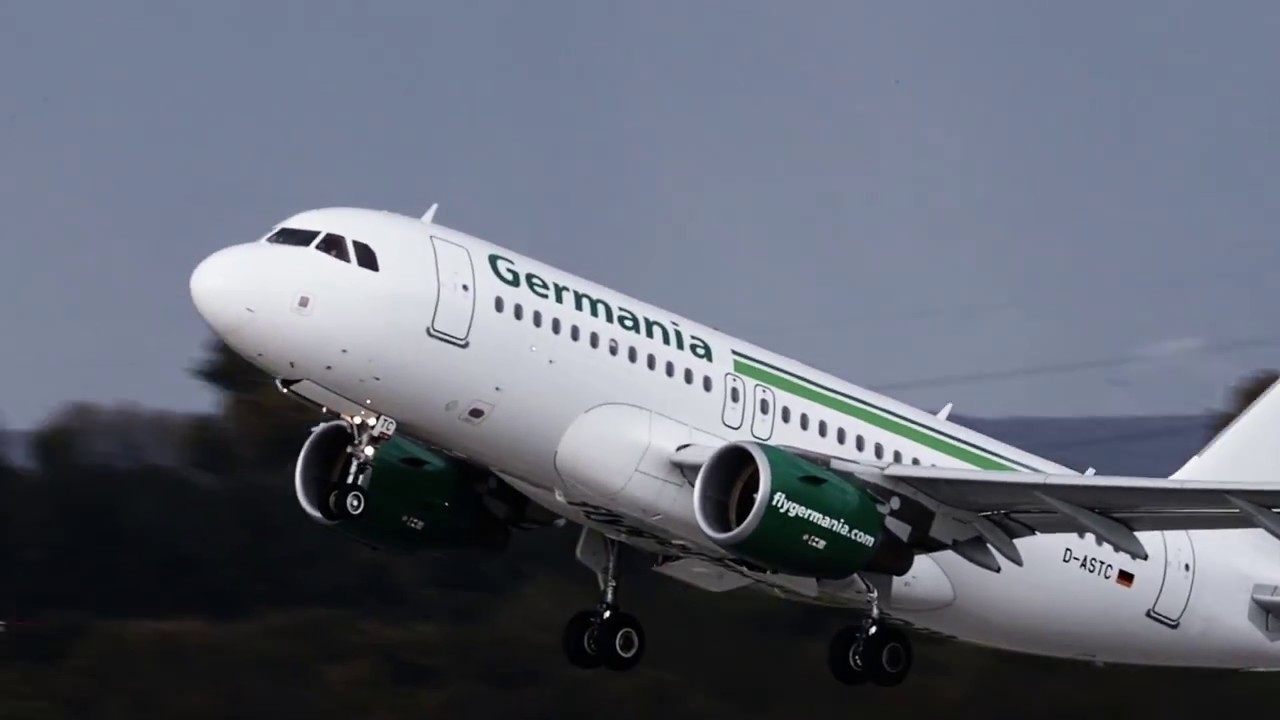 Flugzeug Start Und Landung Auf Dem Flughafen Dusseldorf Youtube