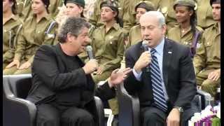 Benjamin Netanyahu sings Oseh Shalom