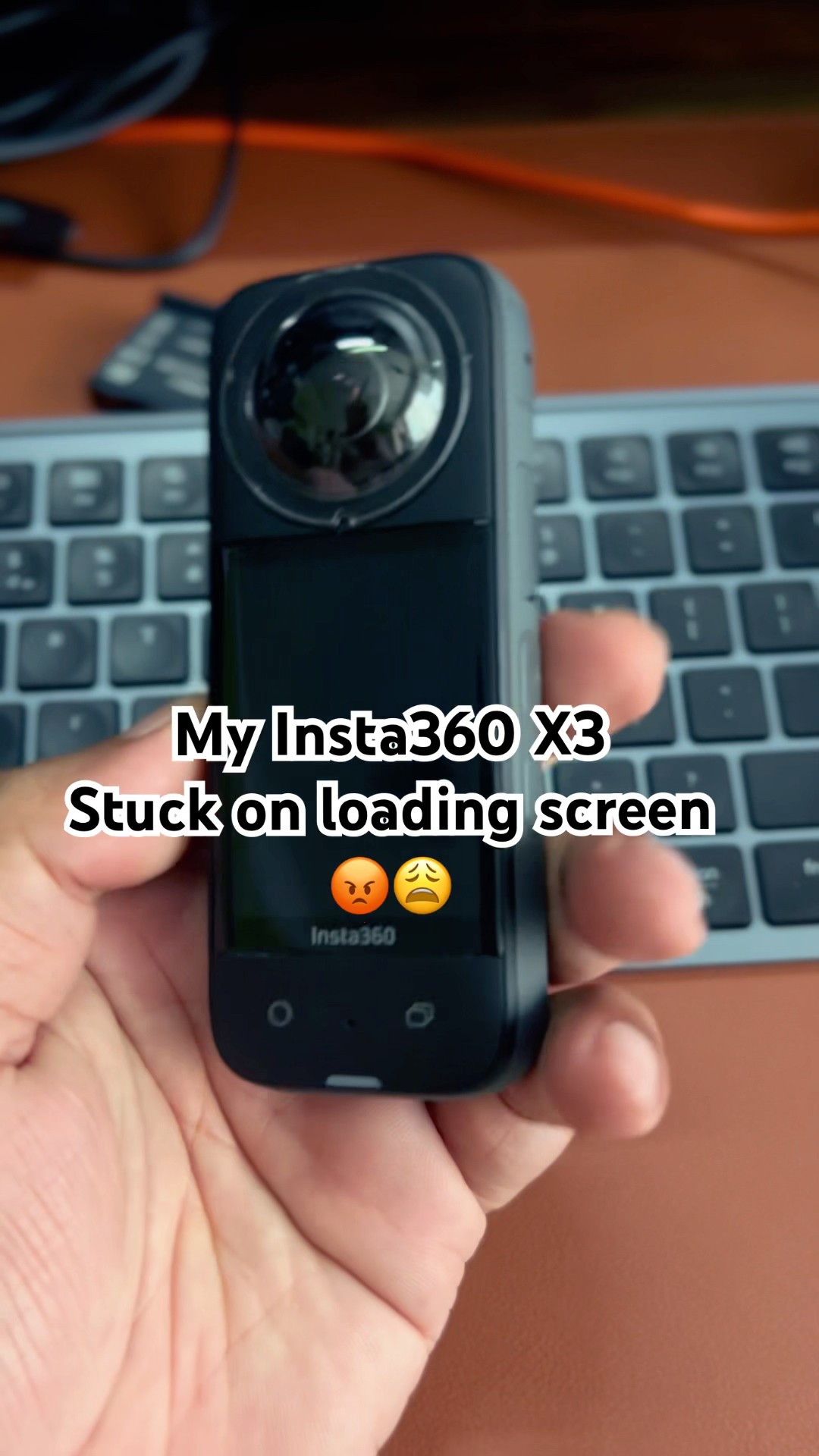 Insta360 X3 stuck on loading screen, blue light, can't turn Insta360 X3 stuck on loading screen, blue light, can't turn