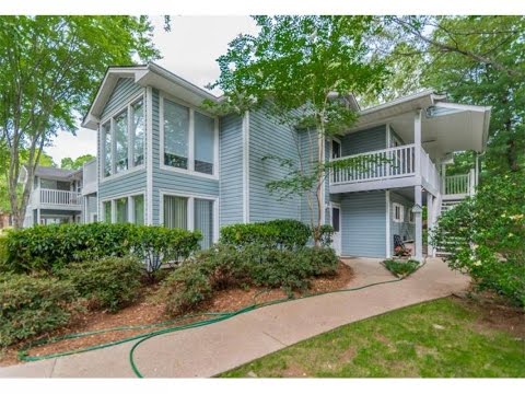 1643 Raleigh Circle SE, Marietta, GA home video tour
