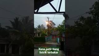 tiang listrik kena petir #shorts