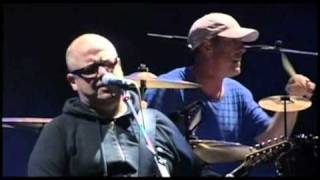 Pixies - MONKEY GONE TO HEAVEN (Live SWU Music and Arts Festival, Brazil 2010)