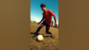 Learn The Classic Elastico 🔥🔥 #soccer #football #viral #trending #shorts