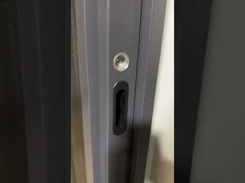 Вхідні двері ЛЮКС RAL7024 з терморозривом вулиця Redfort серія Преміум, відео 1