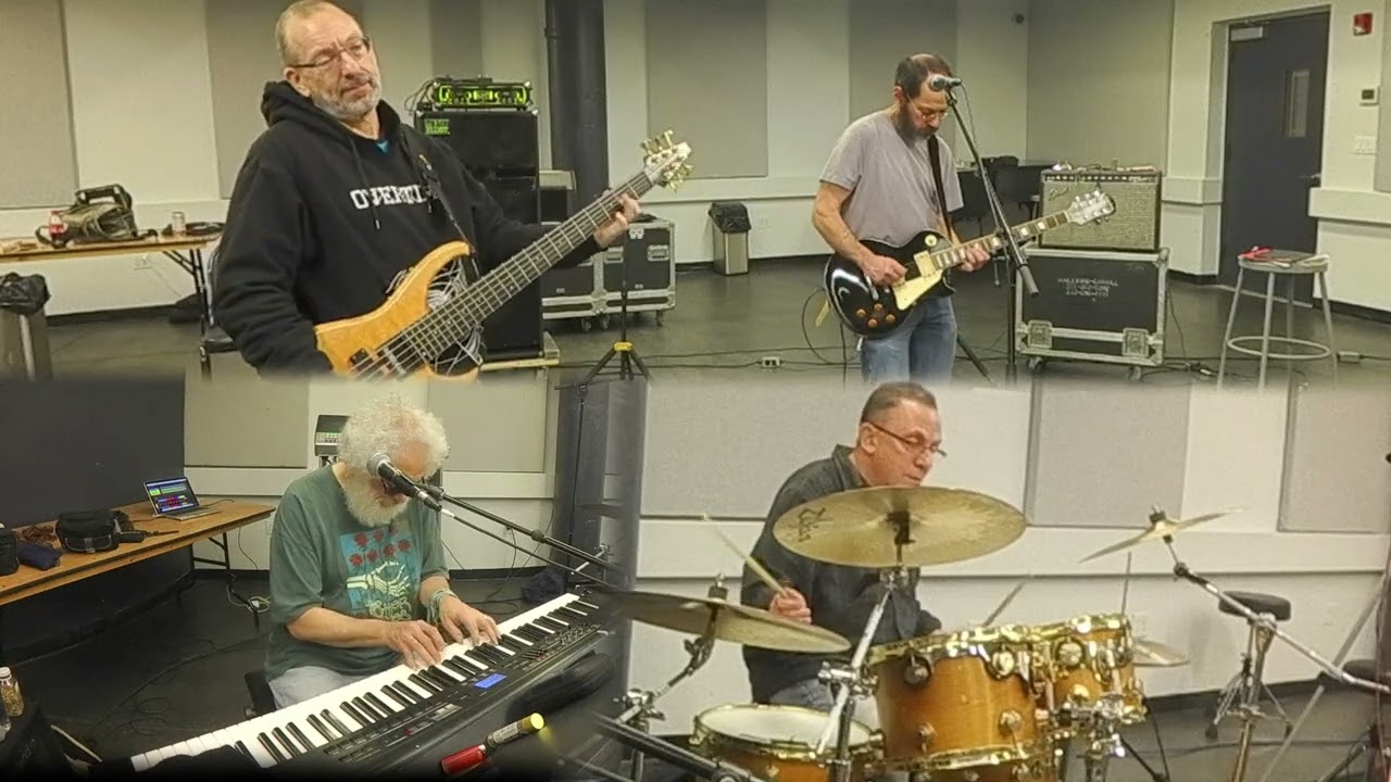 2022-12-28 Deadstein 15 They Love Each Other