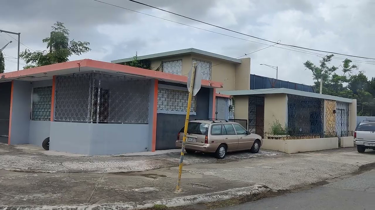 Residencial Roosevelt y Barriada Colombia en Mayaguez,P.R.