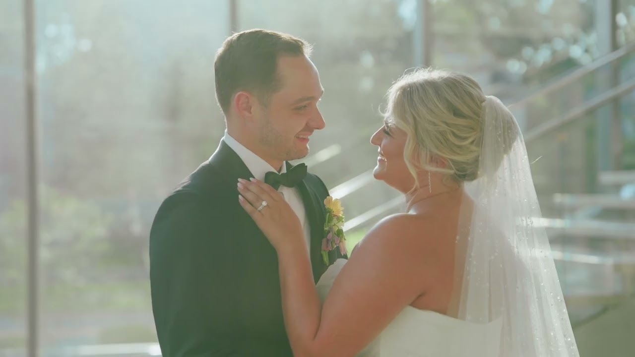 A Speed Art Museum Wedding // Sydney & Andrew