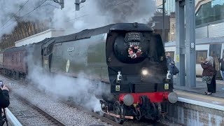 Br Ex-Sr Battle Of Britain Cl No. 34067 Tangmere Departs London Kings Cross