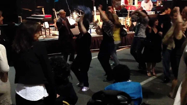 Raze the Barre - "Greater Than" Flash Mob, The Cow...