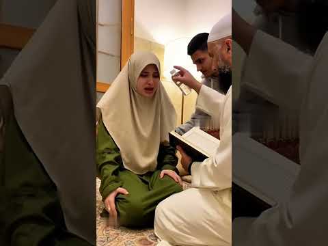 فتاة تتحدث بلغات غريبة أثناء خروج الجن