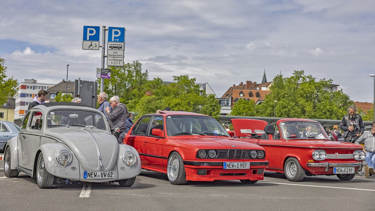 Ein Mekka für Carspotter und Oldtimer-Fans: Raritäten von Alfa über Ferrari bis Wartburg in Weiden