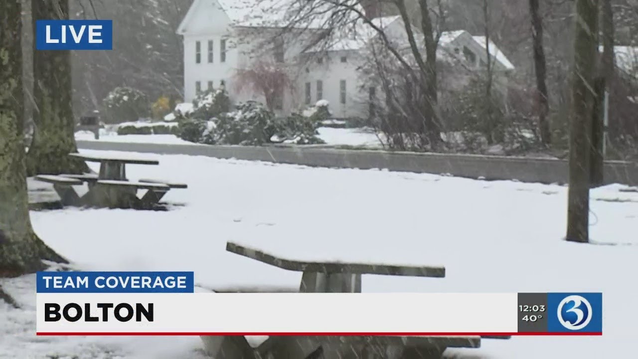 Video: Snow piles up in northeastern Connecticut
