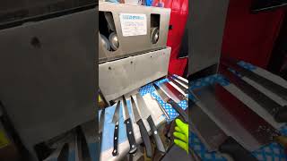 Sharpening knives