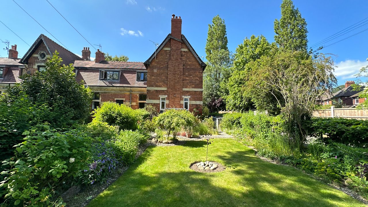 For Sale Parkland Terrace, Meanwood, LS6 YouTube