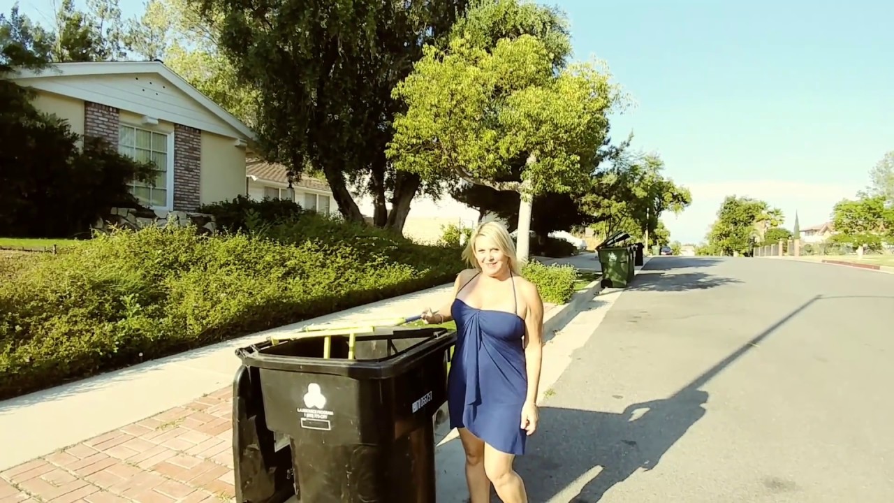 The NEW AMAZING "ECO Trash Press"!