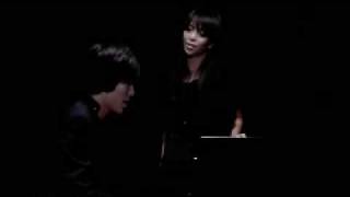 Video thumbnail of "蕭敬騰 & 張惠妹 - 一眼瞬間 (MV完整版)"