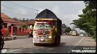 Story wa truk oleng Police woman 😎