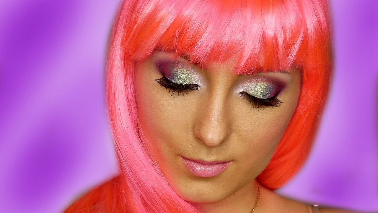 Nicki Minaj Super Bass Music Video Look 2 YouTube