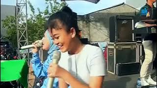 Secangkir Madu Merah - Diah Sartika ft SK Amanda (SK Group)