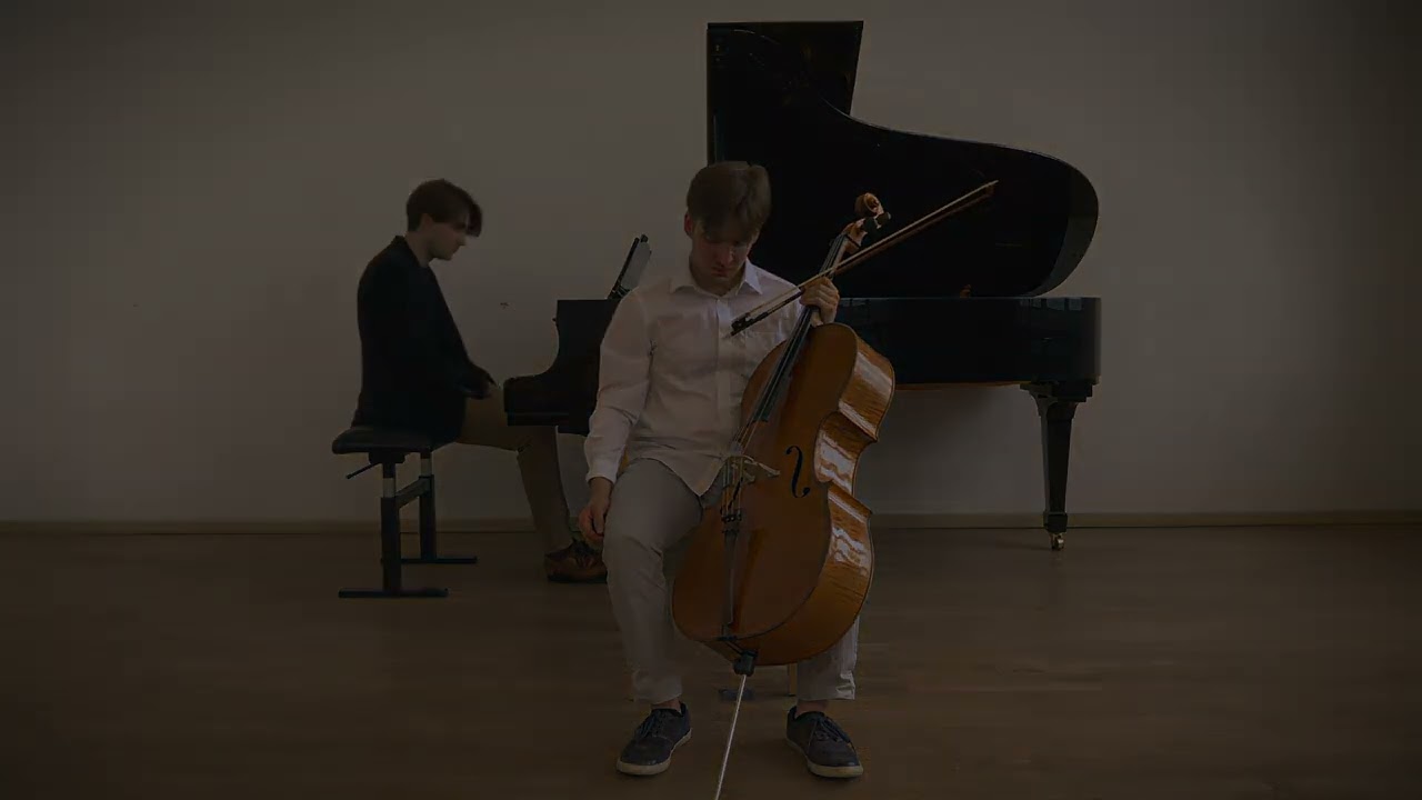 J.  Haydn Cello Concert in D 1st mov Luca Giovannini