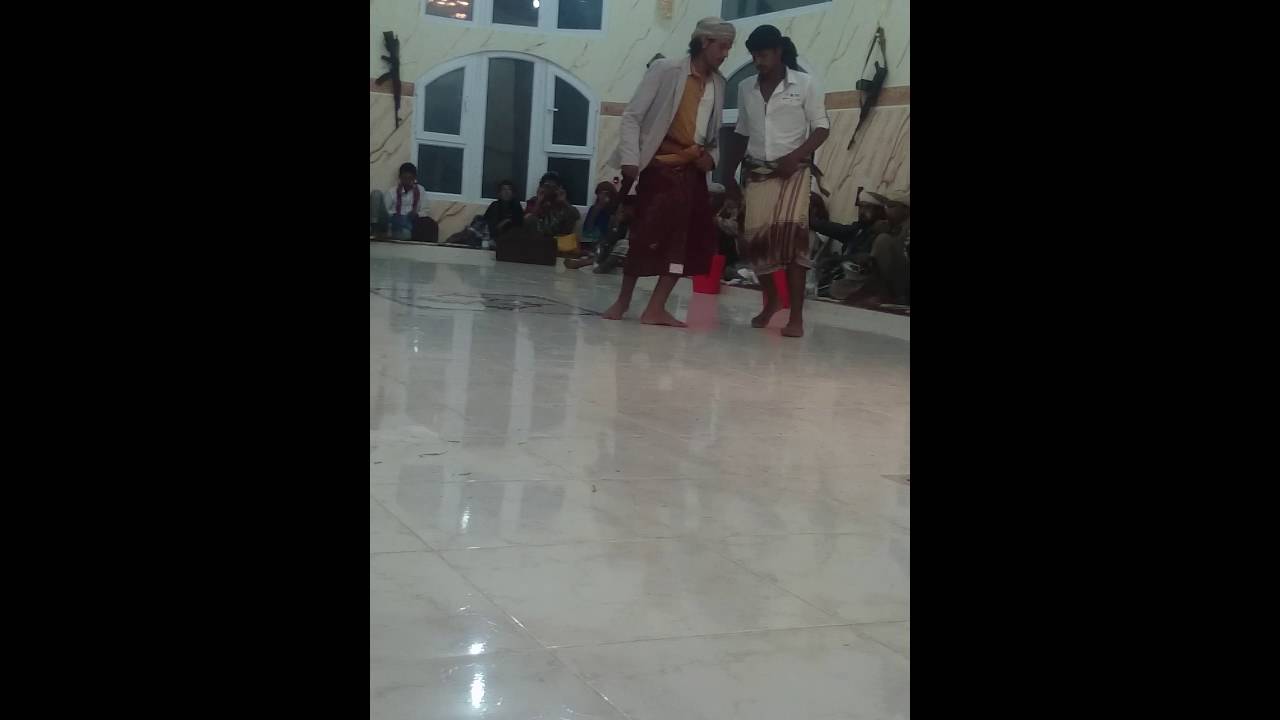 رقص يافعي اصيل شباب كميت في ديوان قرية عرهل