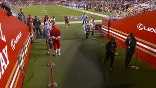 De’Vondre Campbell Walks Off Mid-Game (No Injury) - RAMS vs 49ERS - 2024-25 NFL SEASON WEEK 14 Net Worth