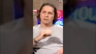 Bret Hart recounts his 1993 issues with Hulk Hogan.