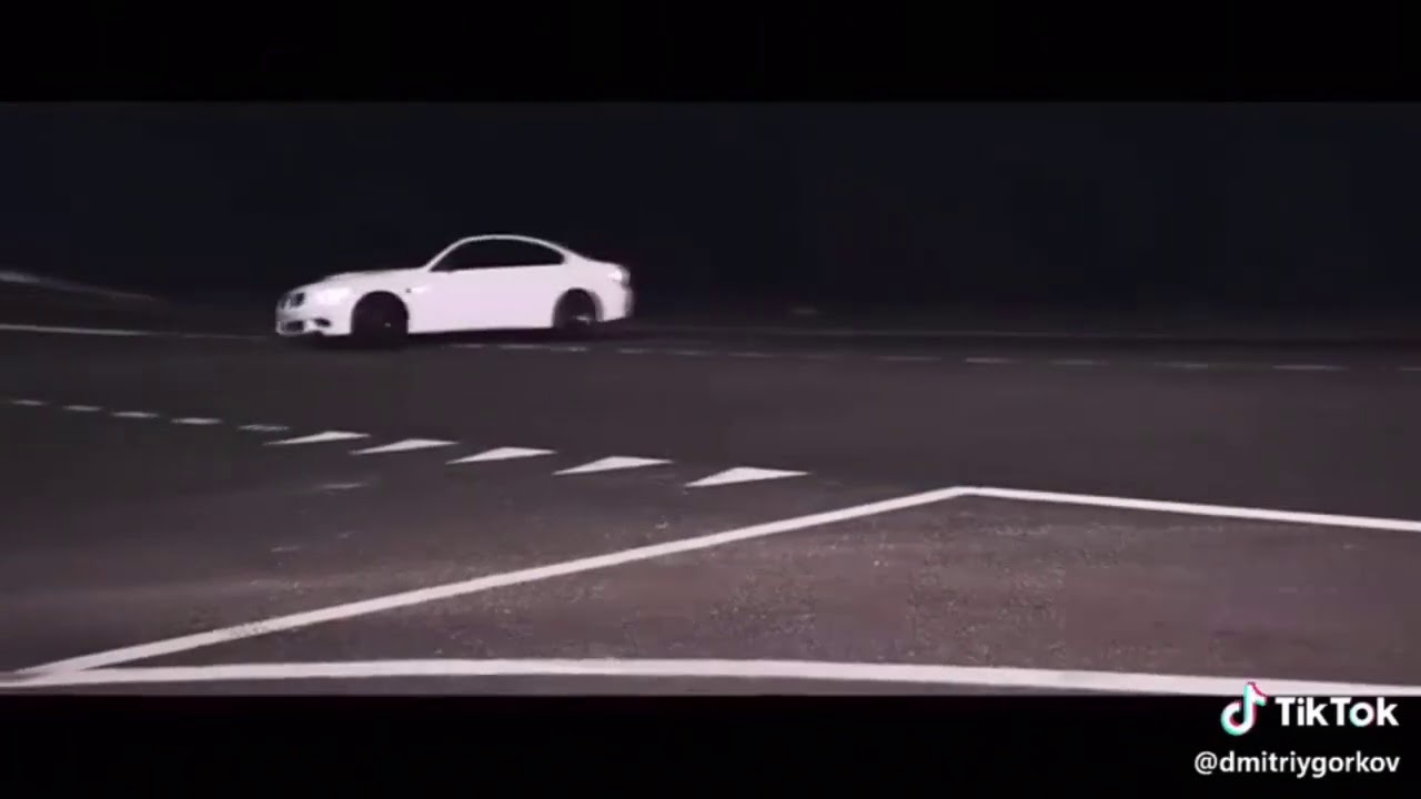 Гуф едем на машине Гуф едем на машине