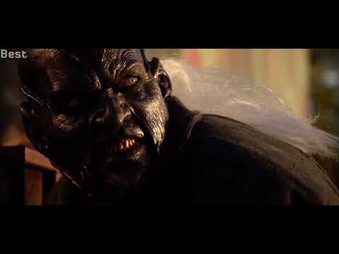 Jeepers Creepers 3 - The Creeper smells the piss of a teenager and goes PISS