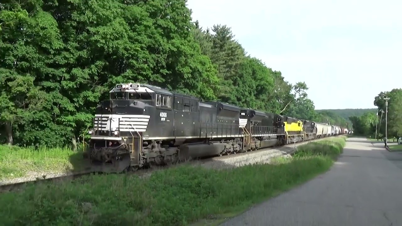 NYSW SU99 in Newfoundland, NJ (6/3/2022) SD70M-2's 4062, 4064, 4066, and SD33ECO 3016