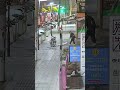 盗狗嫌疑人落网！小狗等主人下班时，遭陌生男子用弩射击后装袋带走。目前，嫌疑人已被抓获，案件正在进一步侦办中。#熱門 #中国