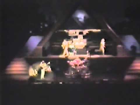 ASIA - Heat of the Moment (Live 1983 with John Wetton)