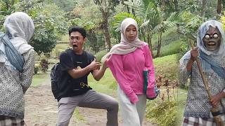 Kakek Tua Berwajah \