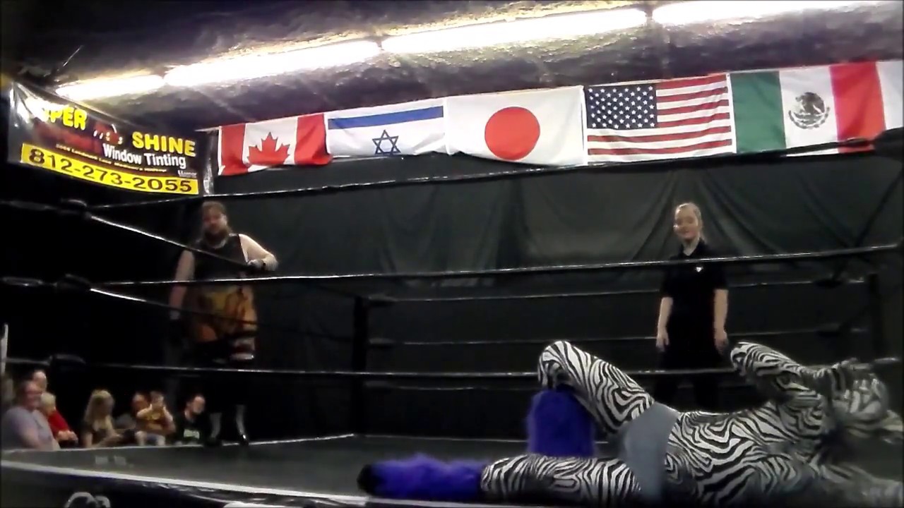 Clyde the Ladykiller takes Tommy Jack's Whip!!