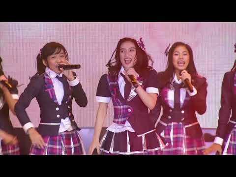 Sakura Kita Makan Bersama - Sakura Kita Makan Bersama
